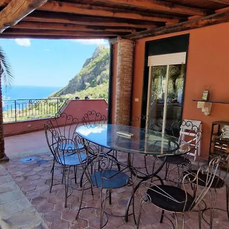 Private Deluxe Apartment
