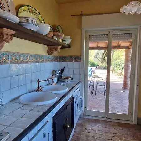 Private Deluxe